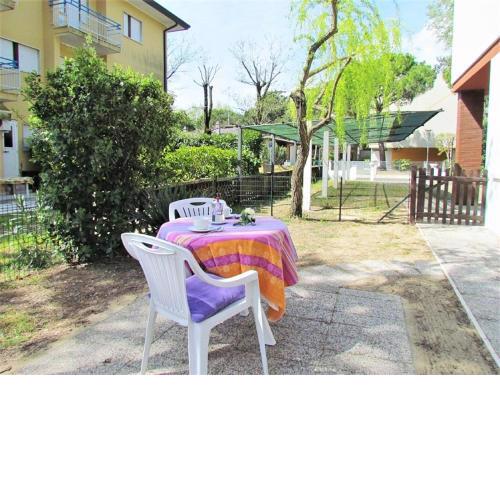 Amazing holiday home in Caorle with communal pool