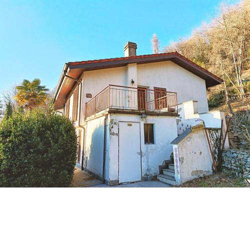 Amazing holiday home in Germignaga with garden