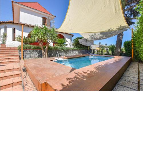 Amazing home in Acicatena with 2 Bedrooms, WiFi and Outdoor swimming pool