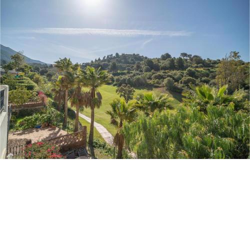 Amazing home in Alhaurin el Grande with Outdoor swimming pool, WiFi and 3 Bedrooms