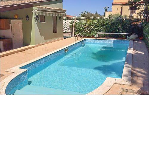 Amazing home in Altavilla Milicia with Outdoor swimming pool, WiFi and 3 Bedrooms