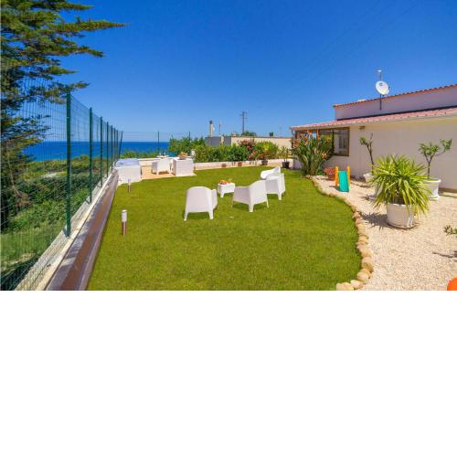 Amazing home in Balestrate with WiFi and 3 Bedrooms