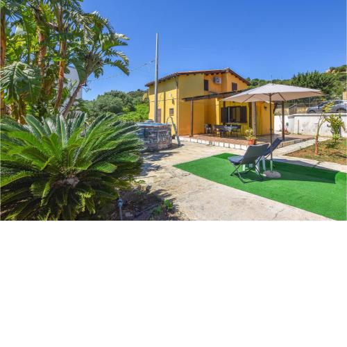 Amazing Home In Casteldaccia With Outdoor Swimming Pool, Wifi And 2 Bedrooms