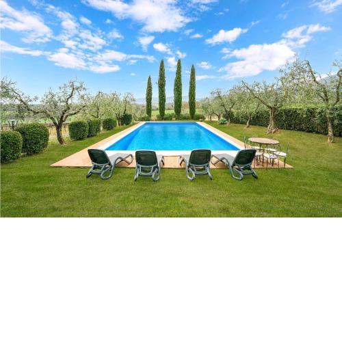 Amazing home in Cetona with Outdoor swimming pool, WiFi and 3 Bedrooms