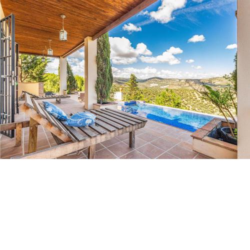 Amazing Home In Fuente Del Conde With Wifi, Outdoor Swimming Pool And Swimming Pool