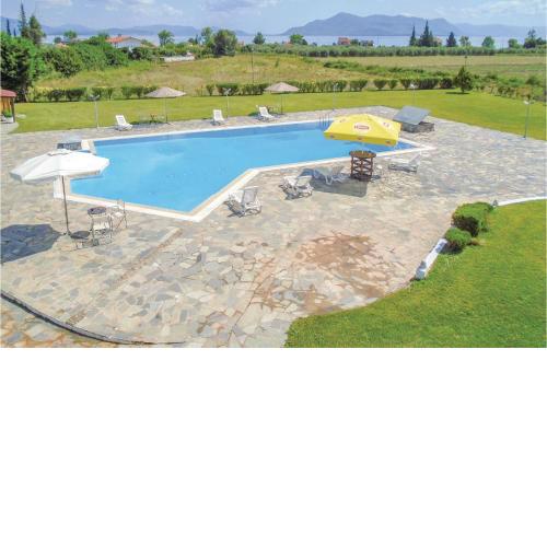 Amazing Home In Kamena Vourla With 9 Bedrooms, Private Swimming Pool And Outdoor Swimming Pool
