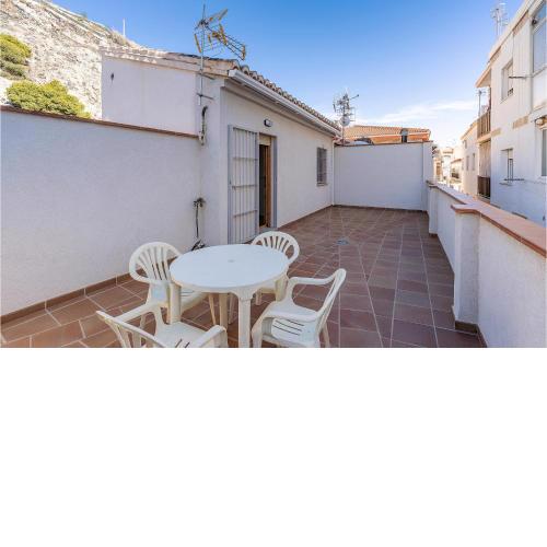 Amazing home in La Mamola with 4 Bedrooms