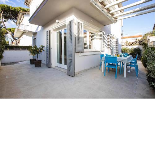 Amazing home in Lido di Camaiore with 3 Bedrooms and WiFi