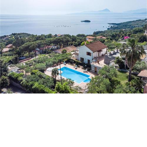 Amazing home in Maratea with 3 Bedrooms, WiFi and Outdoor swimming pool