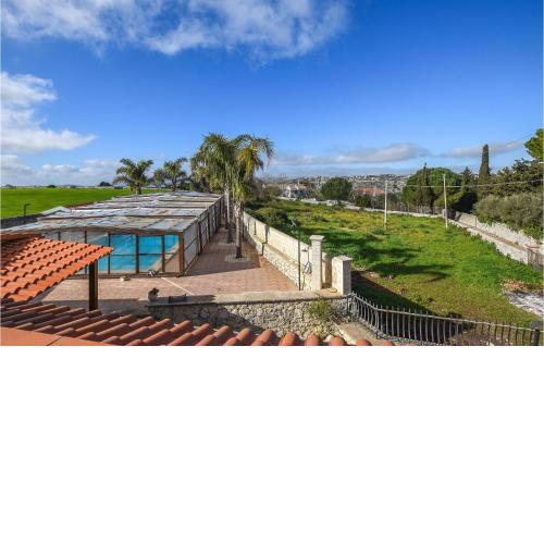 Amazing home in Modica with WiFi, Private swimming pool and Outdoor swimming pool