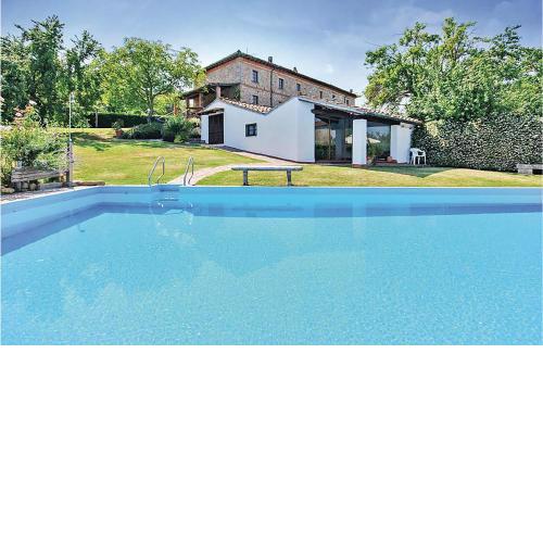 Amazing home in Monticiano with 4 Bedrooms, WiFi and Outdoor swimming pool