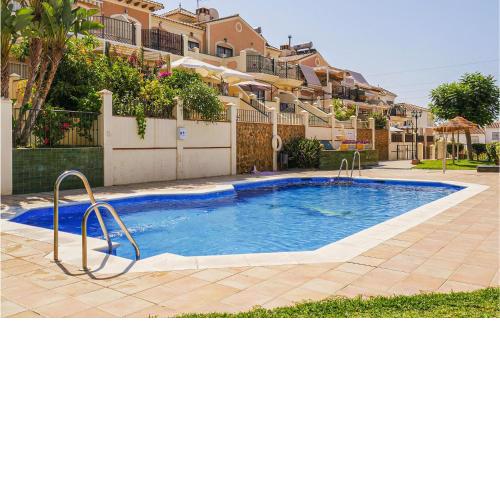 Amazing Home In Nerja With Jacuzzi, Wifi And 3 Bedrooms