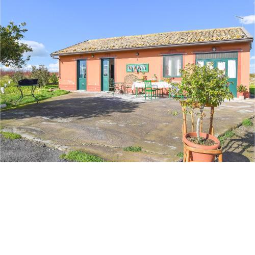 Amazing home in Patern with 2 Bedrooms, Private swimming pool and Outdoor swimming pool