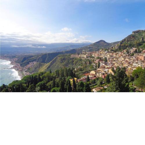 Amazing home in Paternò with