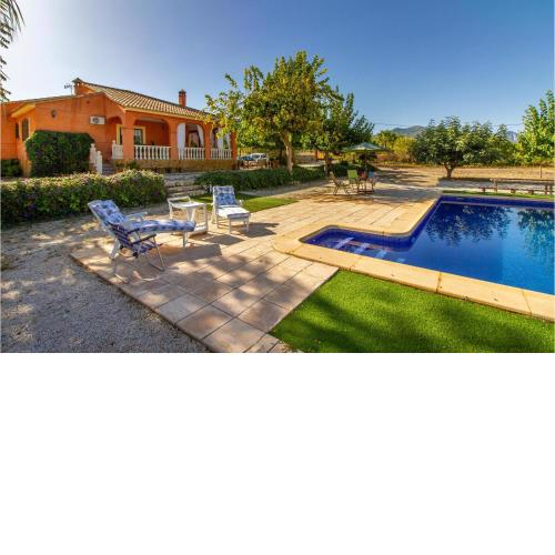 Amazing home in Pliego with Outdoor swimming pool, Private swimming pool and 3 Bedrooms