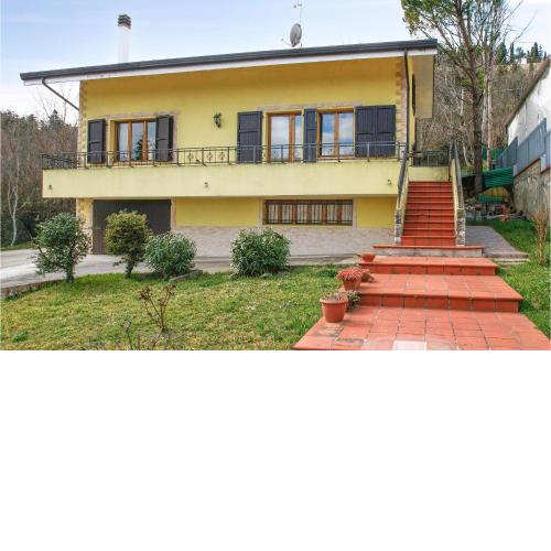 Amazing home in Poggio Torriana with 3 Bedrooms and WiFi