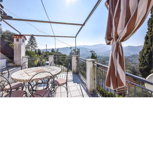Amazing home in Rapallo with WiFi and 1 Bedrooms