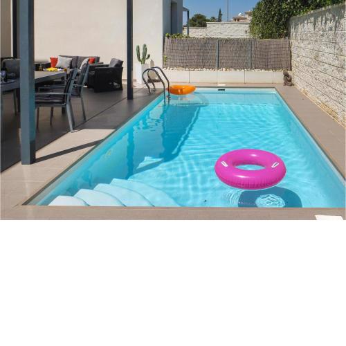 Amazing home in Rojales with WiFi, Outdoor swimming pool and Swimming pool
