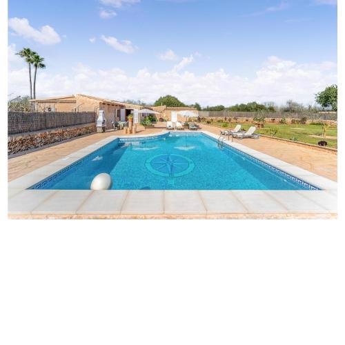 Amazing Home In Salqueria Blanca With Private Swimming Pool, Outdoor Swimming Pool And Swimming Pool