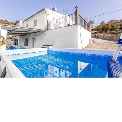 Amazing home in Sayalonga with 4 Bedrooms and WiFi