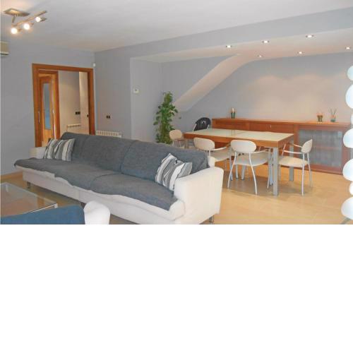 Amazing home in Tossa de Mar with 3 Bedrooms, WiFi and Outdoor swimming pool