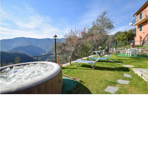 Amazing home in Vescina with Jacuzzi, WiFi and 2 Bedrooms