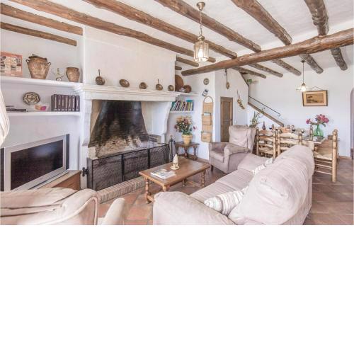 Amazing home in Zahara de la Sierra with 3 Bedrooms and WiFi