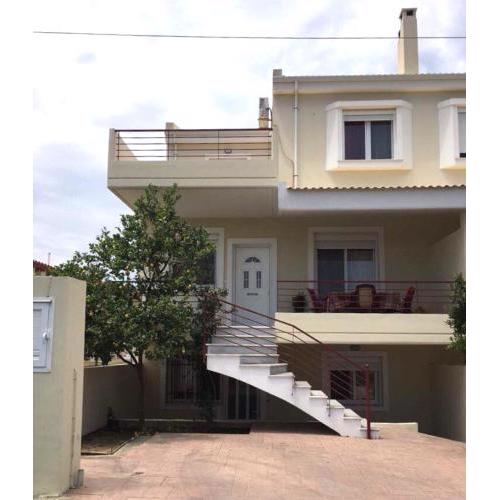 Amazing House in Kiato near the Beach