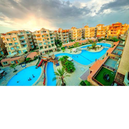 amazing new 1 bedroom in Moona Resort