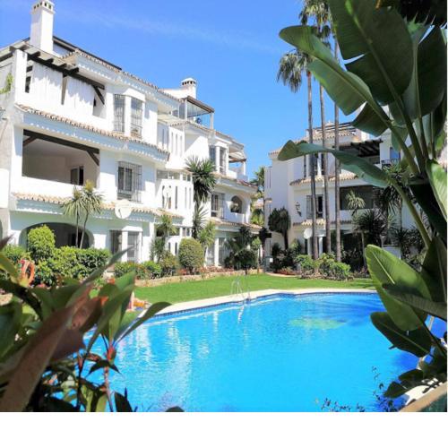Amazing Penthouse Los Naranjos de Marbella