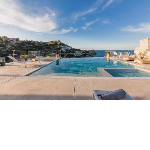 Amazing View Villa Aliki with Infinity Pool