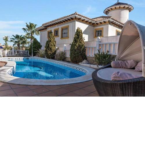 Amazing villa ideal for golf or family holidays
