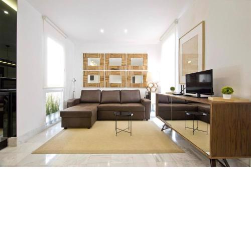 AmazINN Places Embajadores II