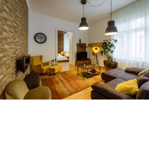 Amber Pearl Apartment