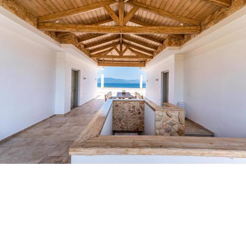 Amelia Villa Collection