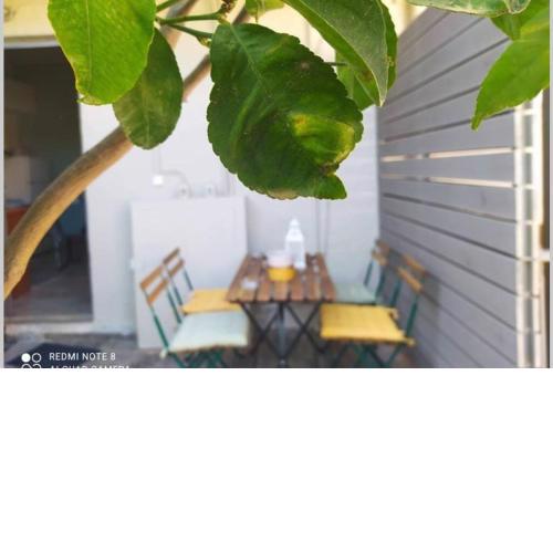 "Amelie" - Kalamata Centre Family Apartment