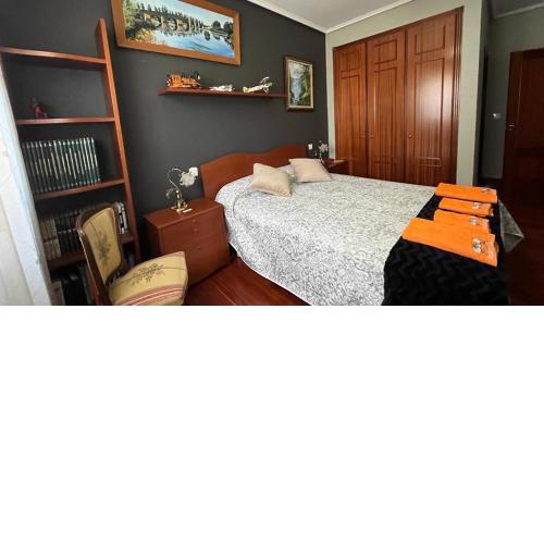 Amezola 1- Habitación con baño incorporado en casa compartida