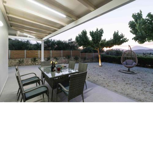 Amfithea Villas Petrokefali