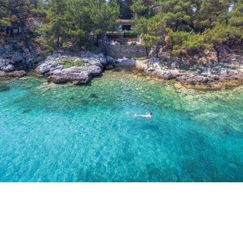 Amicasa Private Seaside Suite