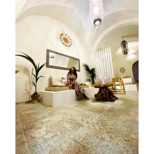 Amira 1899 Luxury Suite