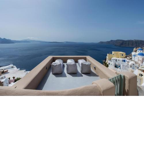 Ammos Oia Mansion
