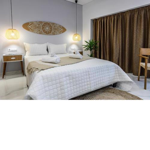ammos suites