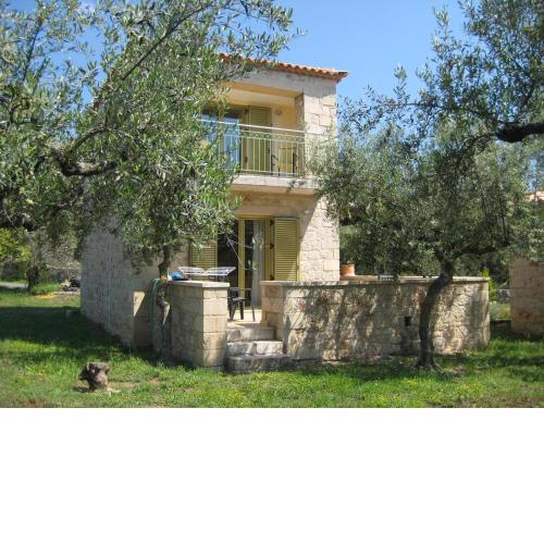Amoni Holiday Homes