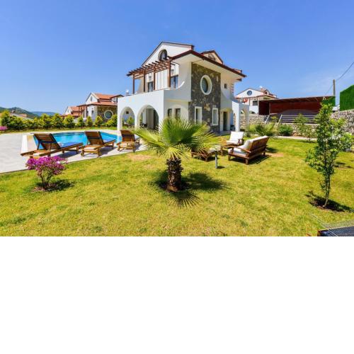 Amore - 4 Bedroom Holiday Villa in Hisaronu