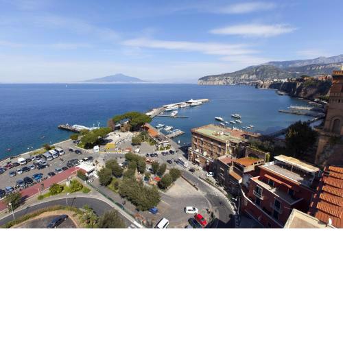 AMORE RENTALS - La Terrazza Sul Porto