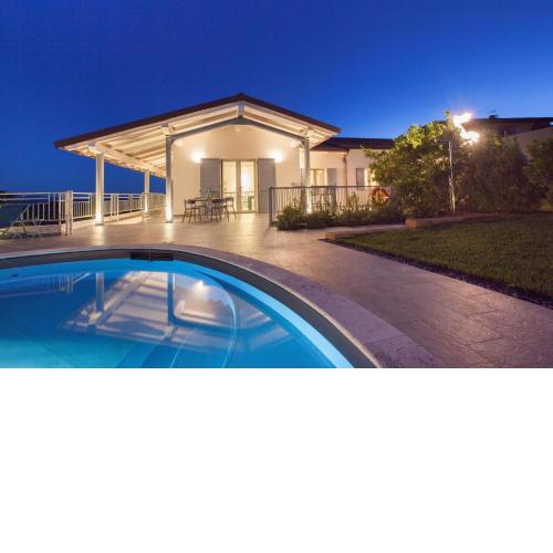 AMORE RENTALS - Villa Ambretta