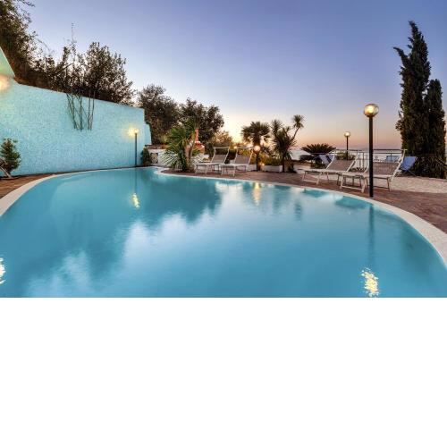 Amore Rentals - Villa Bianca 1