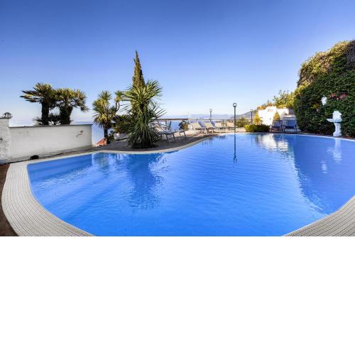 Amore Rentals - Villa Bianca