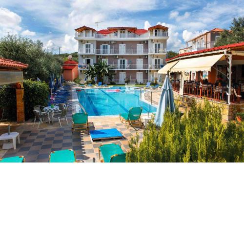 Amoudi Studios Apartments Hotel
