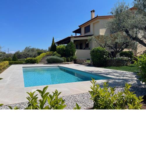 Ampelos Hillside Villa